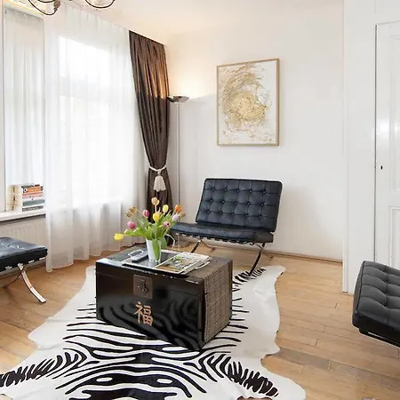 Bed & Breakfast La Vie En Rose Centre Amsterdam