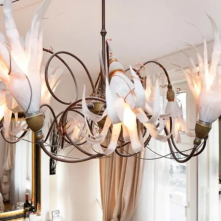 La Vie En Rose Centre 3*